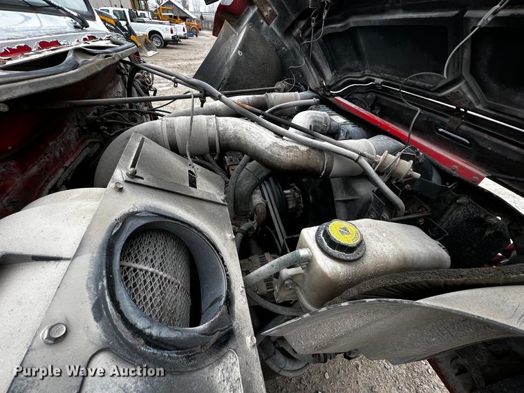 image for item JH9317 1993 International 4900  dump truck