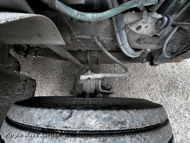 image for item JH9317 1993 International 4900  dump truck