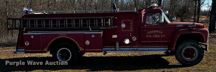 image for item JH9359 1966 Ford F800  pumper fire truck