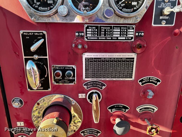 image for item JH9359 1966 Ford F800  pumper fire truck