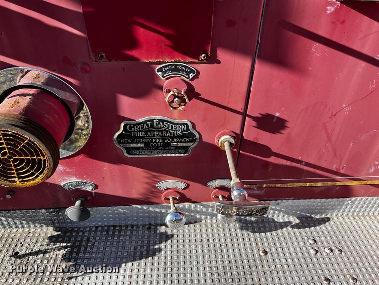 image for item JH9359 1966 Ford F800  pumper fire truck