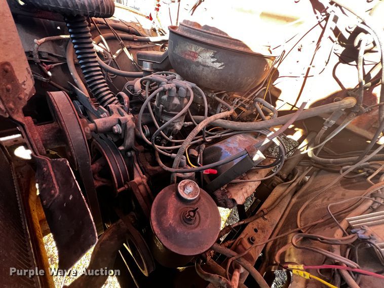 image for item JH9359 1966 Ford F800  pumper fire truck