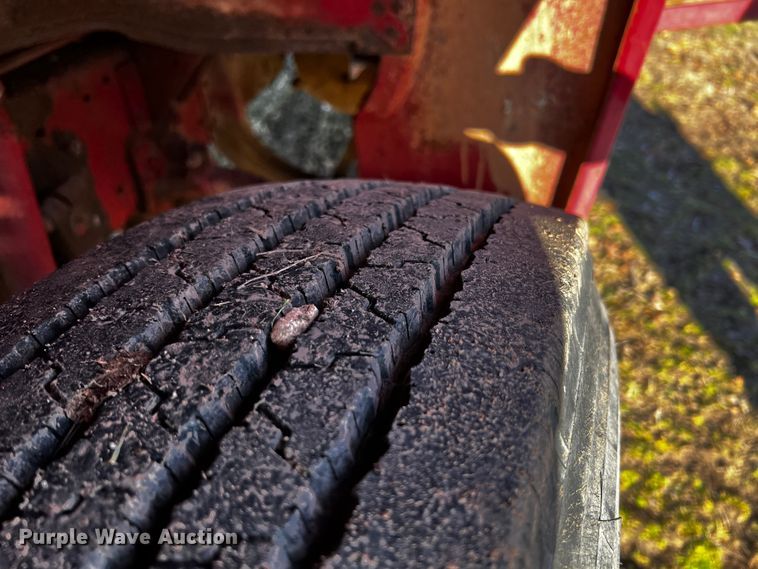 image for item JH9359 1966 Ford F800  pumper fire truck