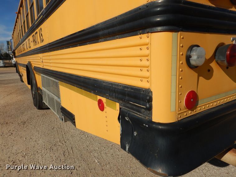 image for item JJ9848 1997 Thomas Built Saf-T-Liner MVP  school bus