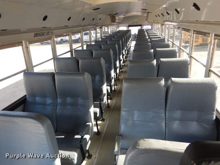 image for item JJ9848 1997 Thomas Built Saf-T-Liner MVP  school bus