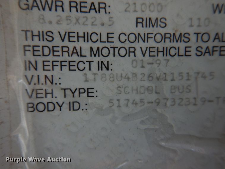 image for item JJ9848 1997 Thomas Built Saf-T-Liner MVP  school bus