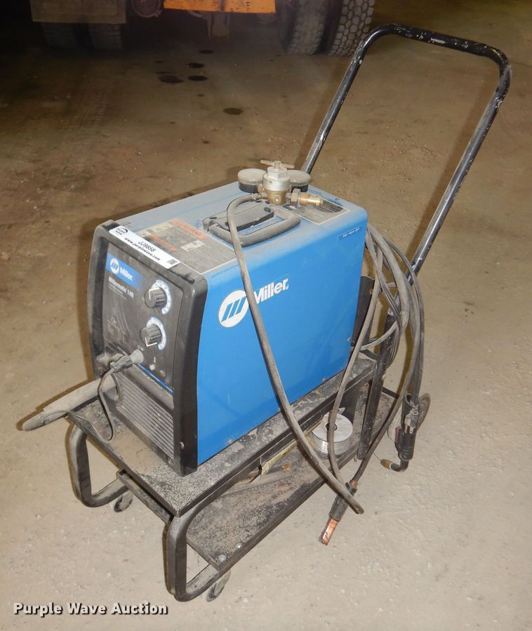 image for item JJ9858 Miller Millermatic 140  welder