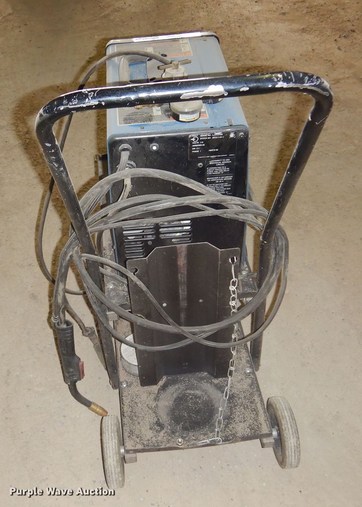 image for item JJ9858 Miller Millermatic 140  welder
