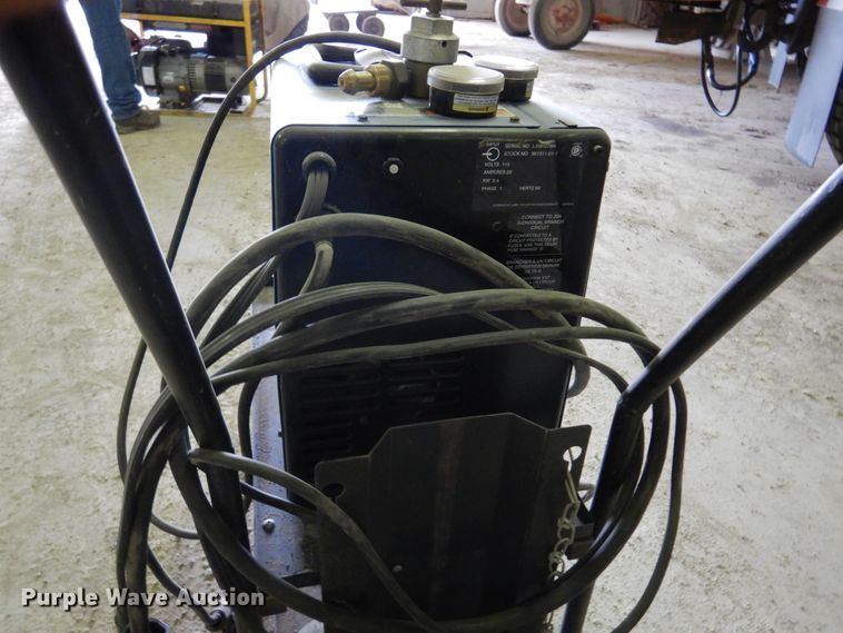 image for item JJ9858 Miller Millermatic 140  welder