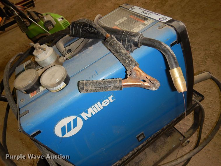 image for item JJ9858 Miller Millermatic 140  welder