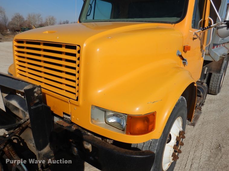 image for item JK9519 1998 International 4700  dump truck