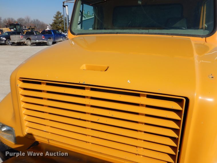 image for item JK9519 1998 International 4700  dump truck