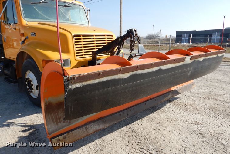 image for item JK9519 1998 International 4700  dump truck