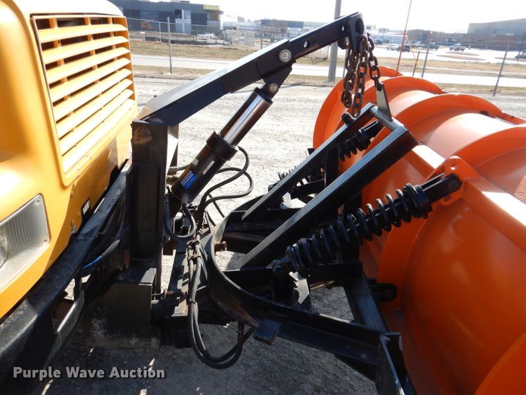 image for item JK9519 1998 International 4700  dump truck