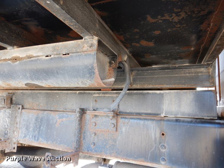 image for item JK9519 1998 International 4700  dump truck