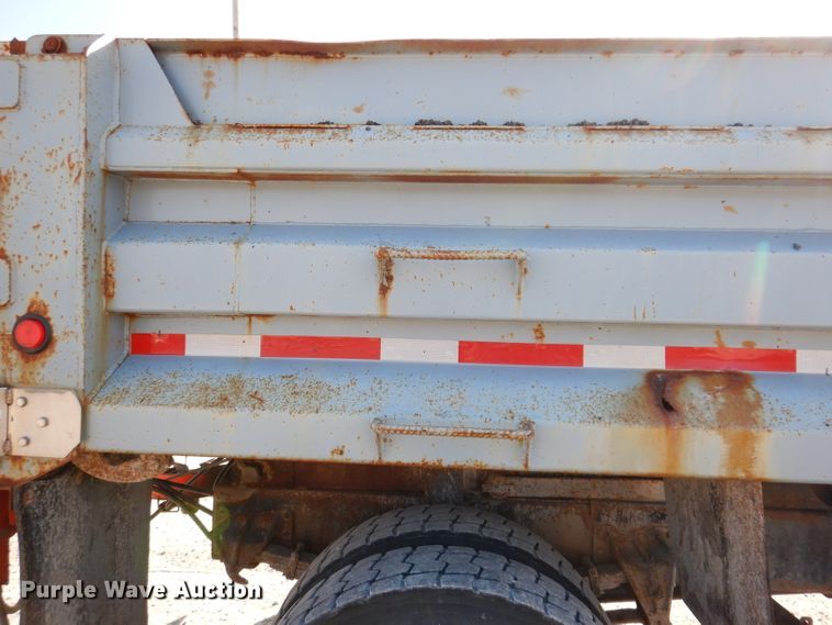 image for item JK9519 1998 International 4700  dump truck
