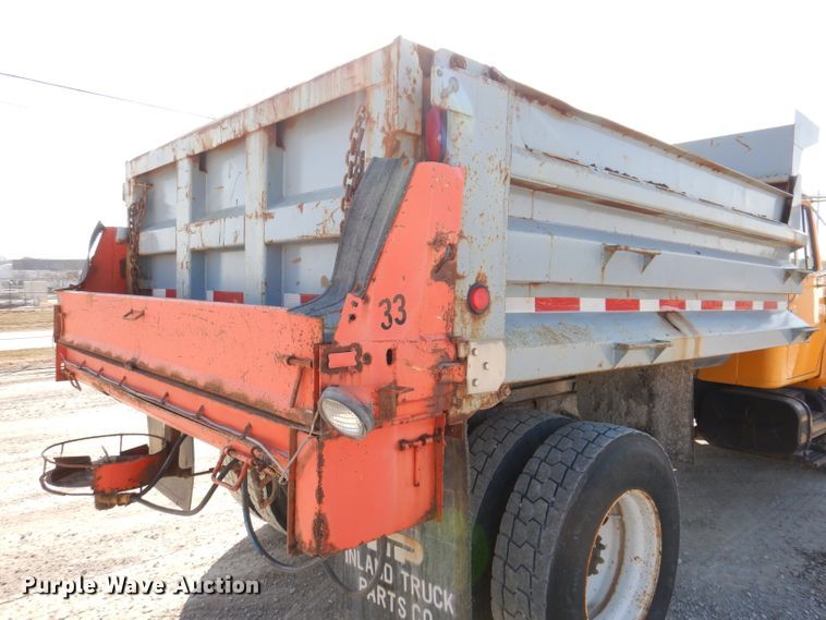 image for item JK9519 1998 International 4700  dump truck