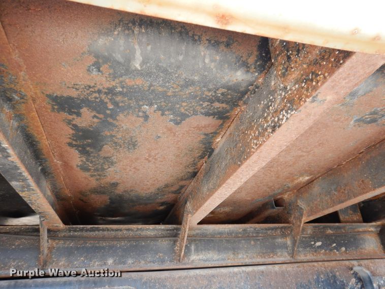 image for item JK9519 1998 International 4700  dump truck