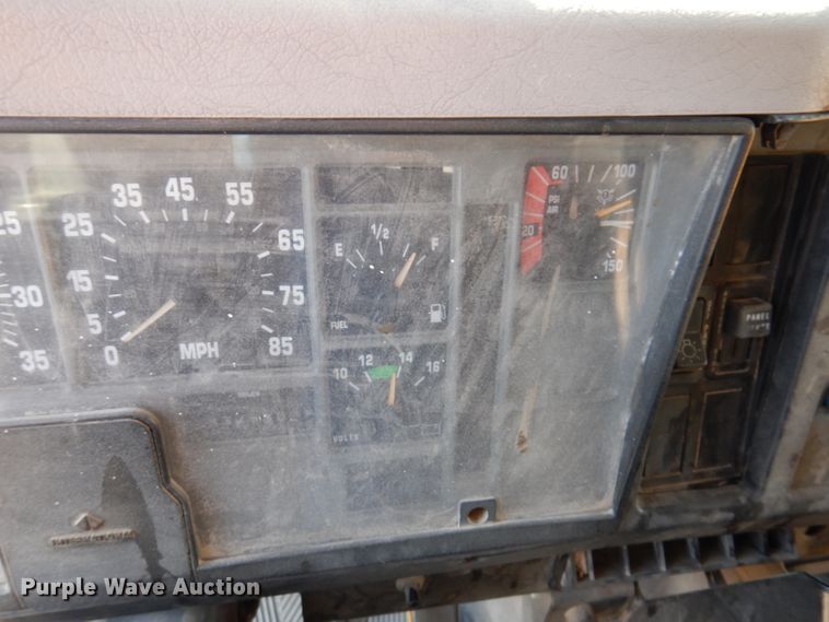 image for item JK9519 1998 International 4700  dump truck