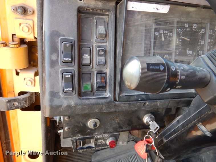 image for item JK9519 1998 International 4700  dump truck