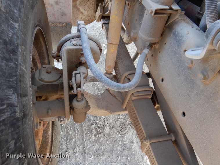 image for item JK9519 1998 International 4700  dump truck