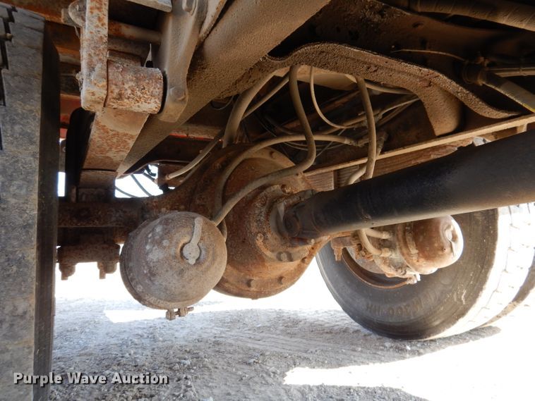 image for item JK9519 1998 International 4700  dump truck