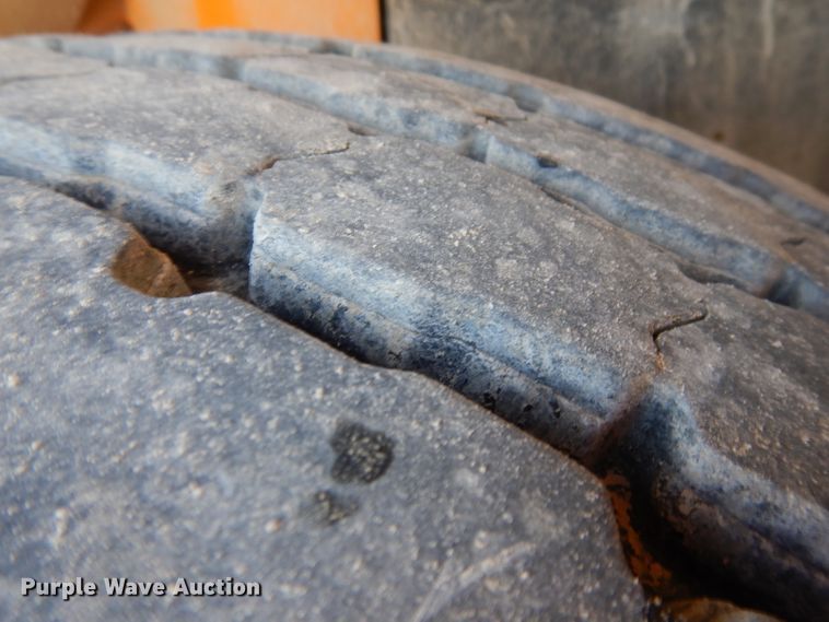 image for item JK9519 1998 International 4700  dump truck