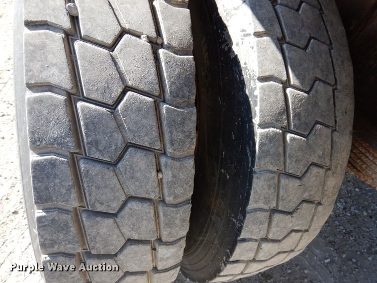 image for item JK9519 1998 International 4700  dump truck