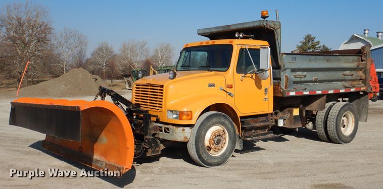 image for item JK9520 2000 International 4900  dump truck