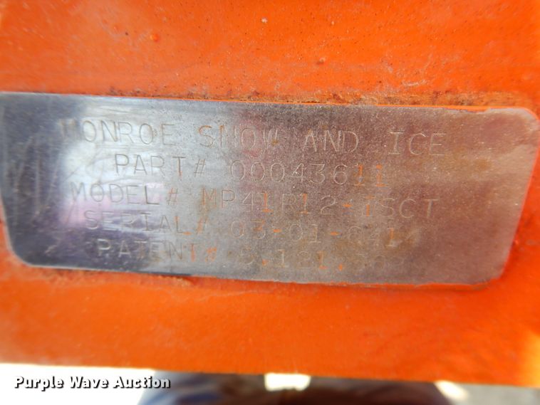 image for item JK9520 2000 International 4900  dump truck