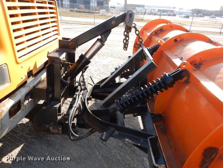 image for item JK9520 2000 International 4900  dump truck