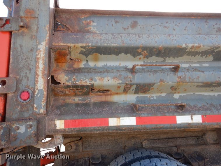 image for item JK9520 2000 International 4900  dump truck