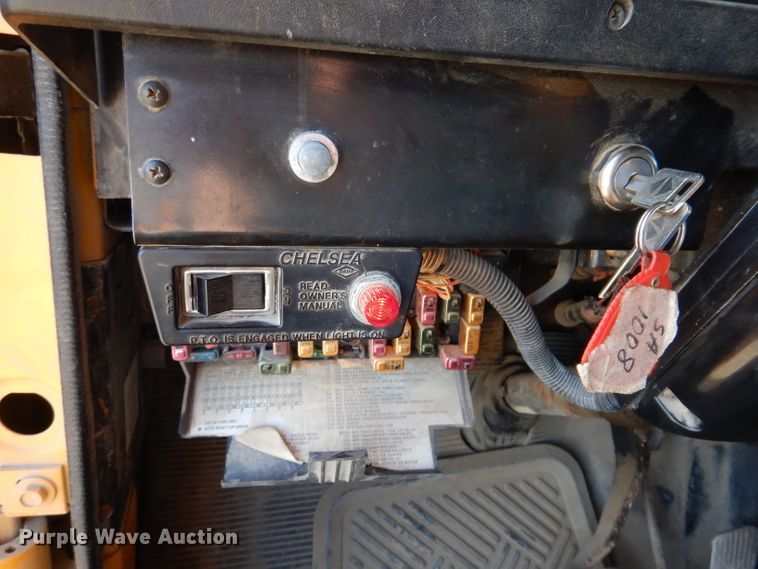 image for item JK9520 2000 International 4900  dump truck