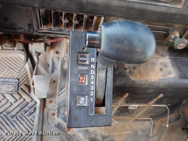 image for item JK9520 2000 International 4900  dump truck