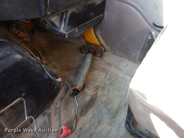 image for item JK9520 2000 International 4900  dump truck