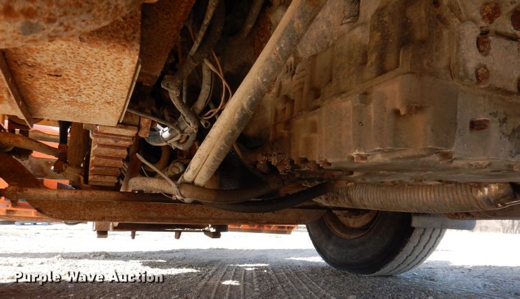 image for item JK9520 2000 International 4900  dump truck