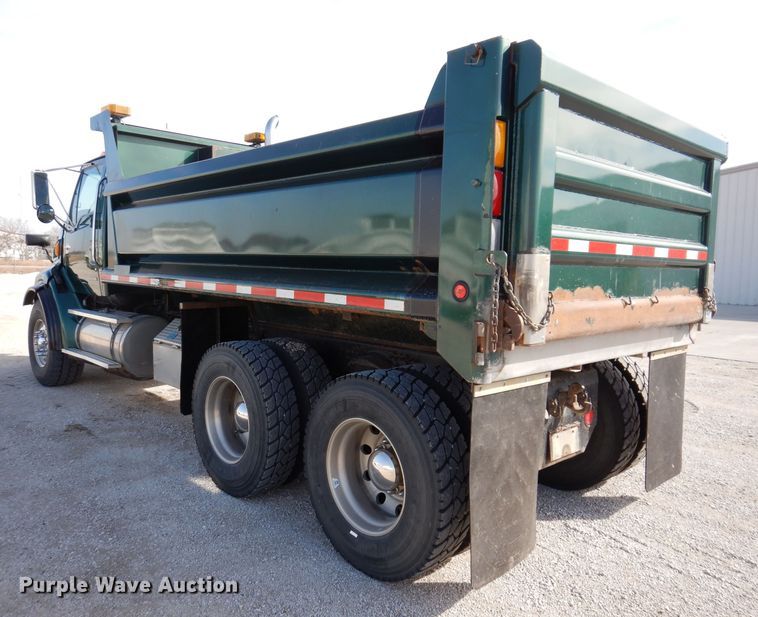 image for item JK9544 2001 Sterling LT9500 dump truck