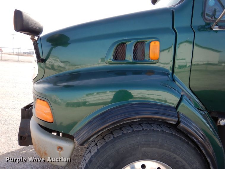 image for item JK9544 2001 Sterling LT9500 dump truck