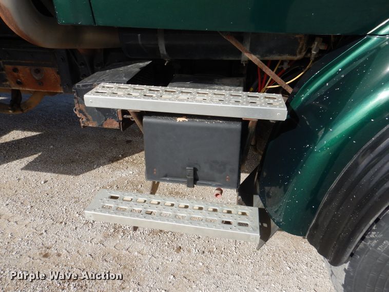 image for item JK9544 2001 Sterling LT9500 dump truck