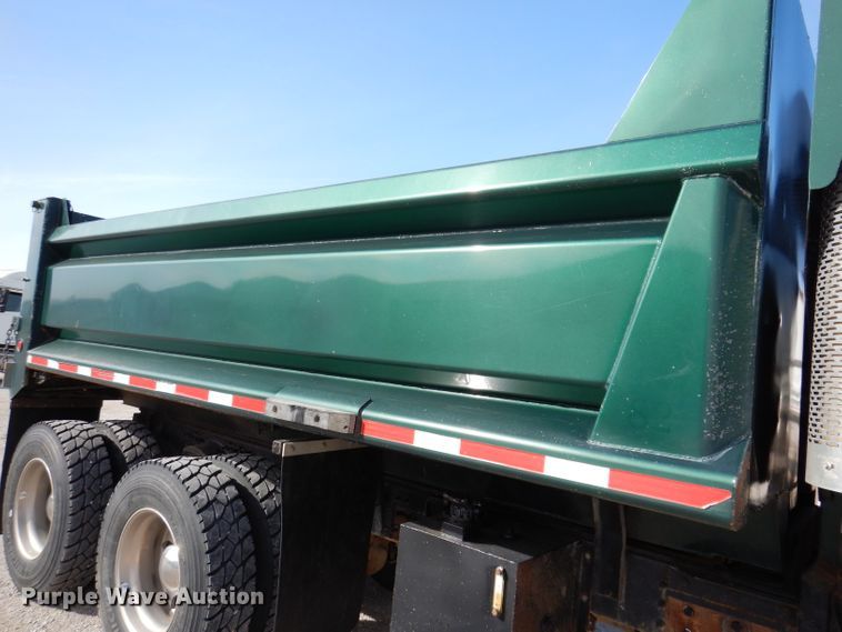 image for item JK9544 2001 Sterling LT9500 dump truck