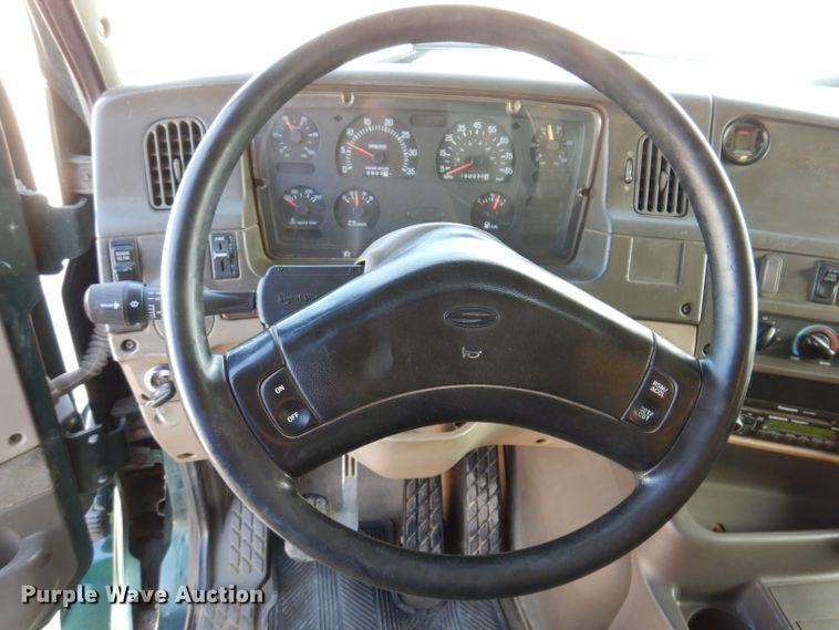 image for item JK9544 2001 Sterling LT9500 dump truck