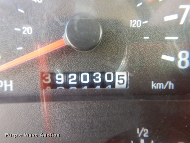 image for item JK9544 2001 Sterling LT9500 dump truck