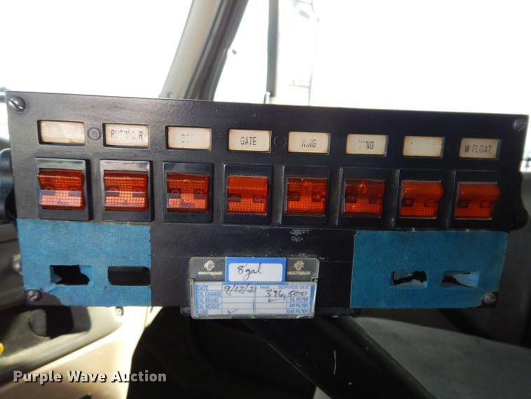 image for item JK9544 2001 Sterling LT9500 dump truck