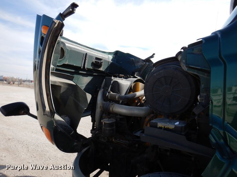 image for item JK9544 2001 Sterling LT9500 dump truck