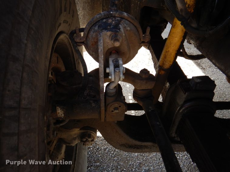 image for item JK9544 2001 Sterling LT9500 dump truck