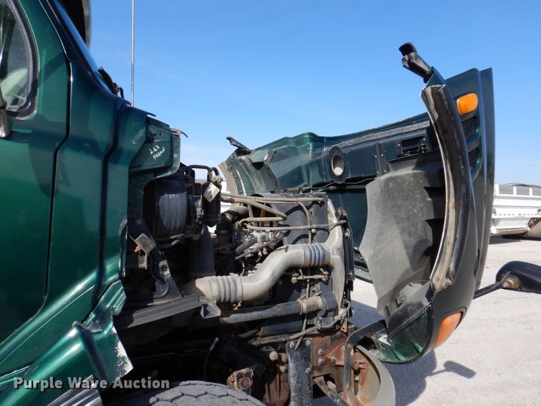 image for item JK9544 2001 Sterling LT9500 dump truck