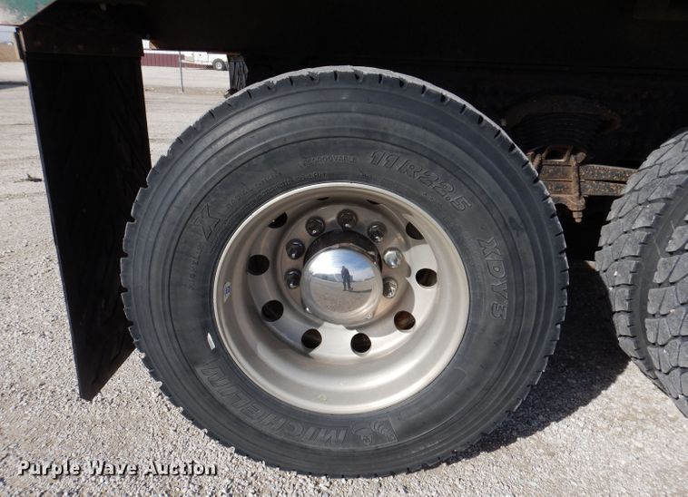 image for item JK9544 2001 Sterling LT9500 dump truck