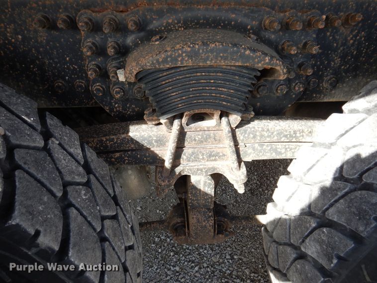 image for item JK9544 2001 Sterling LT9500 dump truck