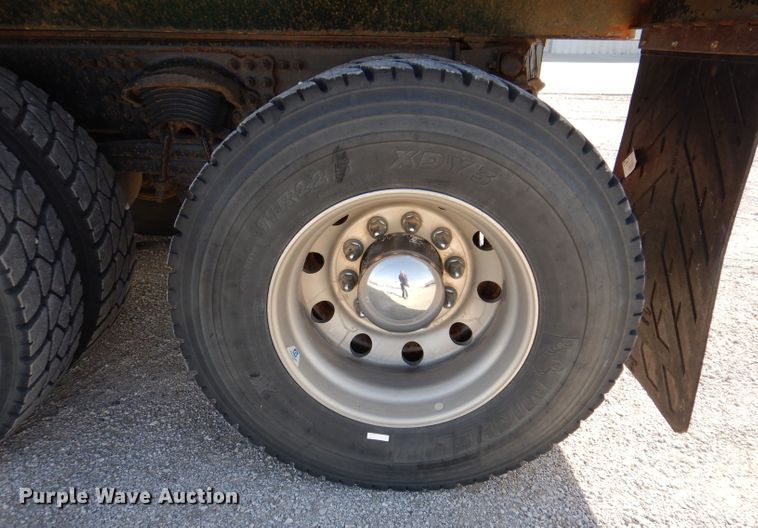 image for item JK9544 2001 Sterling LT9500 dump truck