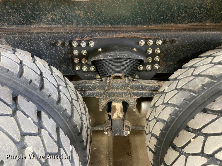 image for item JK9544 2001 Sterling LT9500 dump truck